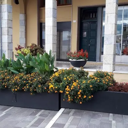 Al Veliero Pensjonat Gardone Riviera